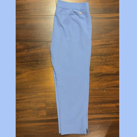 Figs Women's Moto Scrub Pants - Picture 7 of 14